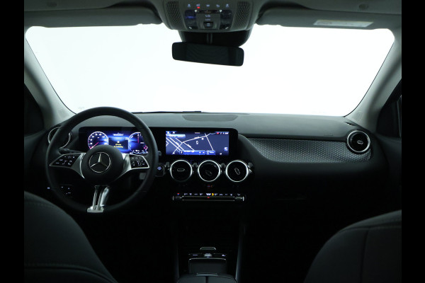 Mercedes-Benz GLA 250 e Plug-In Hybride | Panoramadak | Distronic | Sound system | Parkeerpakket met achteruitrijcamera | Stuur en Stoelverwarming. Inclusief 24 maanden MB Certified garantie voor Europa. Mercedes-Benz GLA 250 e Plug-In Hybride | Panoramadak | Distronic | Sound system | Parkeerpakket met achteruitrijcamera | Stuur en Stoelverwarming. Inclusief 24 maanden MB Certified garantie voor Europa.