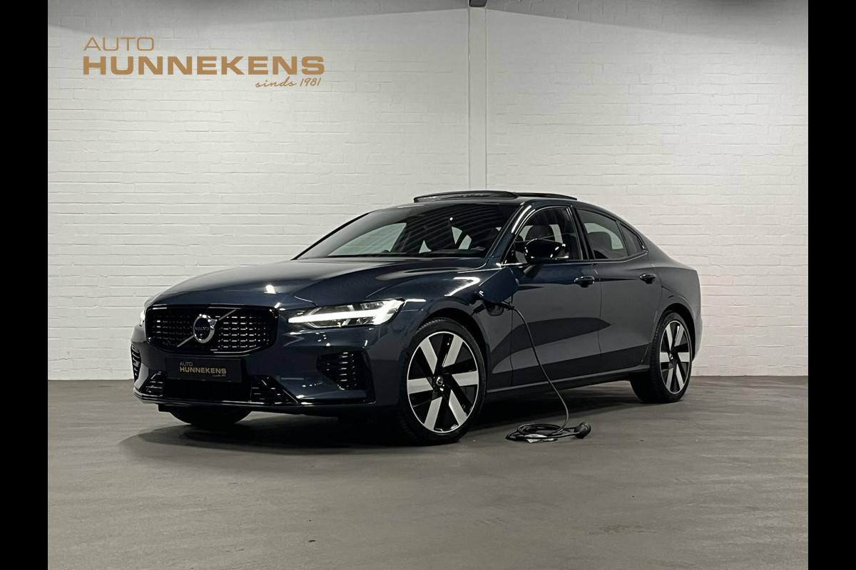 Volvo S60 2.0 Recharge T8 AWD Ultimate Dark Open dak | Adapt. Cruise | Bowers & Wilkins | Head-up | 360 camera | Memory seats Volvo S60 2.0 Recharge T8 AWD Ultimate Dark Open dak | Adapt. Cruise | Bowers & Wilkins | Head-up | 360 camera | Memory seats