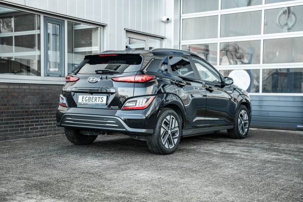 Hyundai Kona EV Premium 64 kWh Hyundai Kona EV Premium 64 kWh