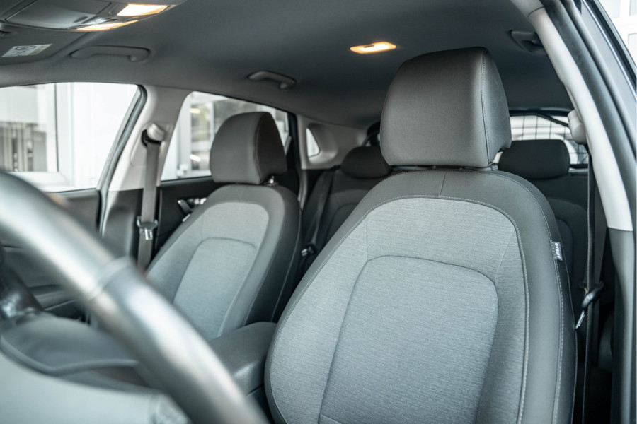 Hyundai Kona EV Premium 64 kWh Hyundai Kona EV Premium 64 kWh