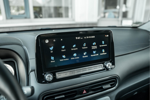 Hyundai Kona EV Premium 64 kWh Hyundai Kona EV Premium 64 kWh