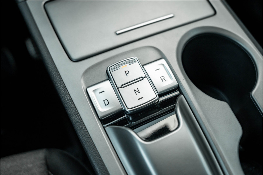 Hyundai Kona EV Premium 64 kWh Hyundai Kona EV Premium 64 kWh