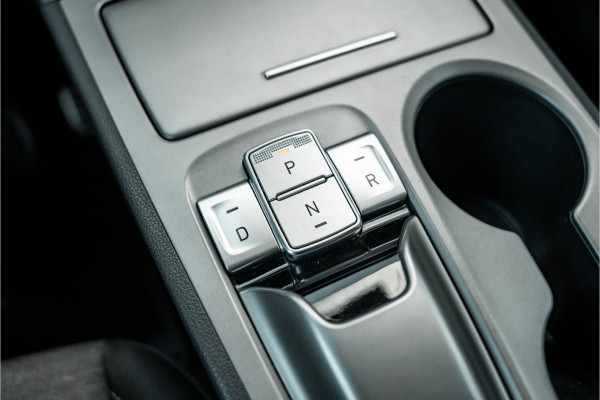 Hyundai Kona EV Premium 64 kWh Hyundai Kona EV Premium 64 kWh