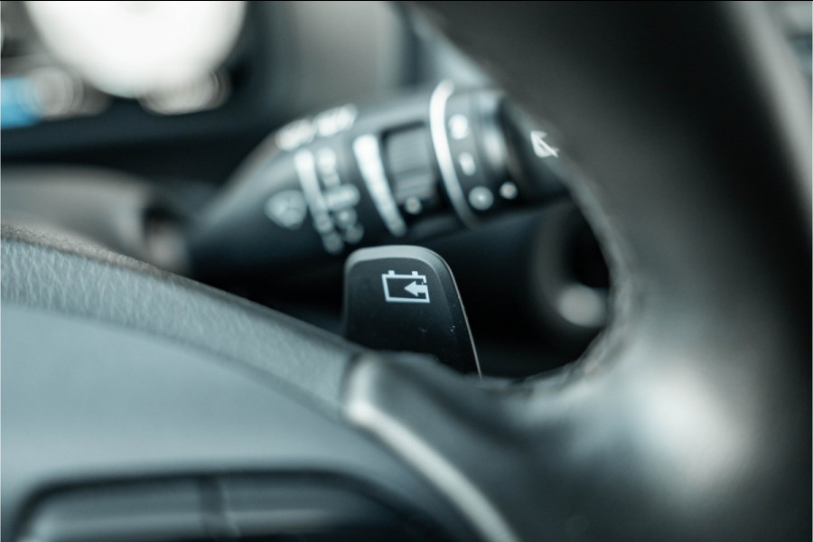 Hyundai Kona EV Premium 64 kWh Hyundai Kona EV Premium 64 kWh