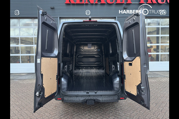 Renault Master Red Edition Carplay, Trekhaak, Sensoren rondom, Camera, Nieuw en BPM vrij! Renault Master Red Edition Carplay, Trekhaak, Sensoren rondom, Camera, Nieuw en BPM vrij!