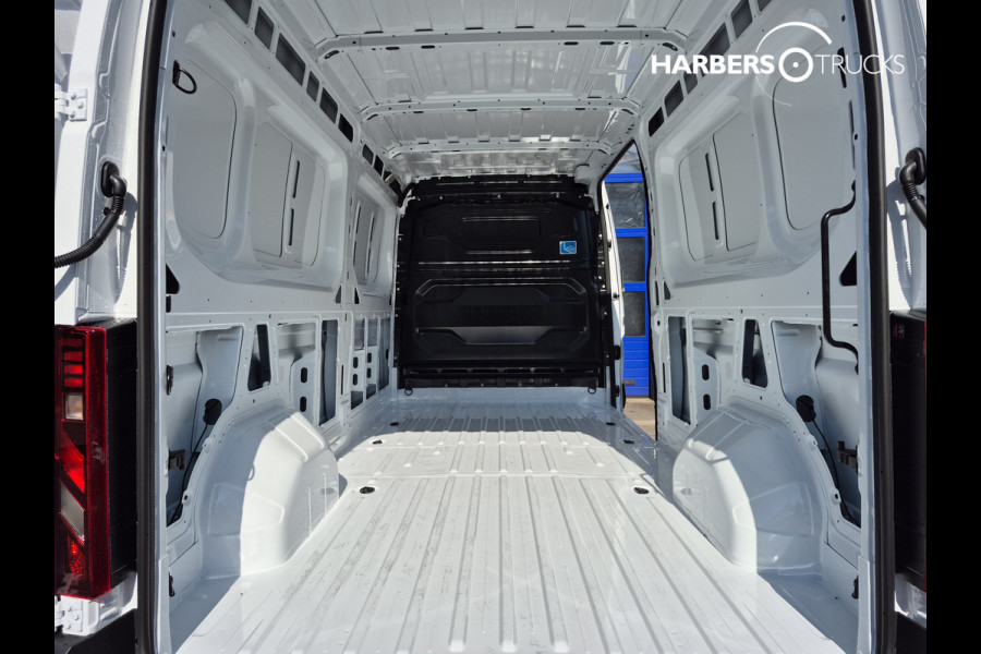 Renault Master Red Edition L3H2 ***Automaat*** ---Primeur--- Renault Master Red Edition L3H2 ***Automaat*** ---Primeur---