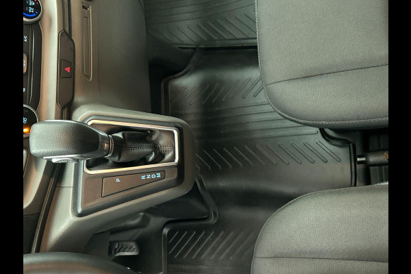 Ford Transit Custom 300 2.0 TDCI L2H1 Trend Dubbele Cabine Automaat Airco Navi Cruise Camera Parkeersensoren