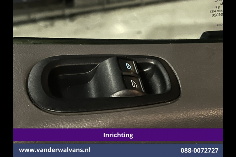 Ford Transit 2.0 TDCI 130pk L4H3 Jumbo Euro6 *Post NL inrichting* Airco | Camera | Apple Carplay LED, Cruisecontrol, Android Auto, Sidebars, Verwarmde Voorruit, Schappen, Doorloopdeur, Parkeersensoren
