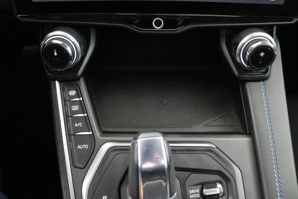 Lynk & Co 01 1.5*PLUG-IN*NAVI*PANO*CAM*ACC*CARPLAY*ECC*LED*