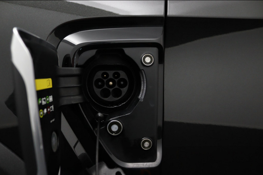 Lynk & Co 01 1.5*PLUG-IN*NAVI*PANO*CAM*ACC*CARPLAY*ECC*LED*
