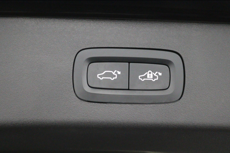 Lynk & Co 01 1.5*PLUG-IN*NAVI*PANO*CAM*ACC*CARPLAY*ECC*LED*