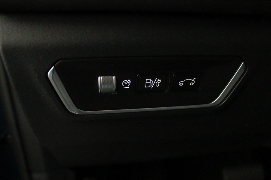 Lynk & Co 01 1.5*PLUG-IN*NAVI*PANO*CAM*ACC*CARPLAY*ECC*LED*