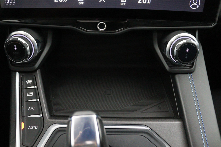 Lynk & Co 01 1.5*PLUG-IN*NAVI*PANO*CAM*ACC*CARPLAY*ECC*LED*