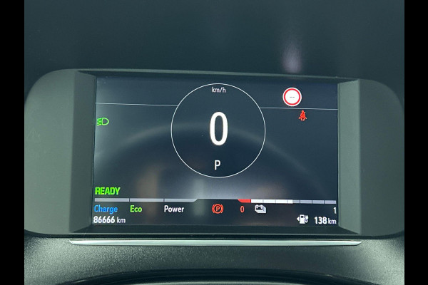 Opel CORSA-E Elegance 50 kWh Navigatie Apple Carplay/Android Auto Camera Parkeersensoren Cruise Control Stoel- en stuurverwarming Climate Control Lichtmetalen velgen