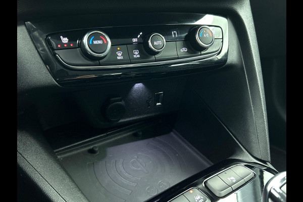 Opel CORSA-E Elegance 50 kWh Navigatie Apple Carplay/Android Auto Camera Parkeersensoren Cruise Control Stoel- en stuurverwarming Climate Control Lichtmetalen velgen