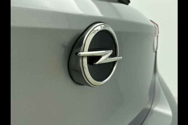 Opel CORSA-E Elegance 50 kWh Navigatie Apple Carplay/Android Auto Camera Parkeersensoren Cruise Control Stoel- en stuurverwarming Climate Control Lichtmetalen velgen