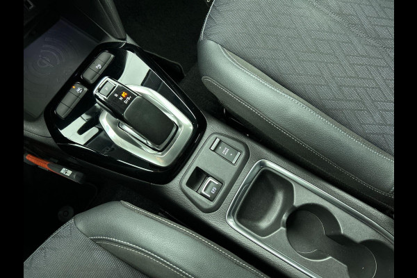 Opel CORSA-E Elegance 50 kWh Navigatie Apple Carplay/Android Auto Camera Parkeersensoren Cruise Control Stoel- en stuurverwarming Climate Control Lichtmetalen velgen
