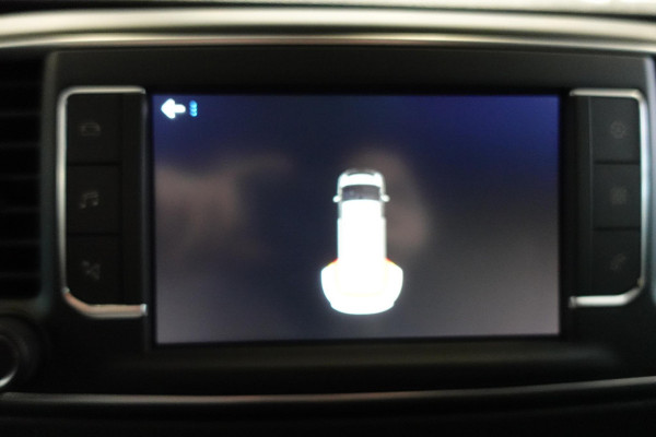 Peugeot Expert 180pk Automaat L3H1 Long Premium Apple carplay/ Android Auto Cruise control Airco Euro6 Peugeot Expert 180pk Automaat L3H1 Long Premium Apple carplay/ Android Auto Cruise control Airco Euro6
