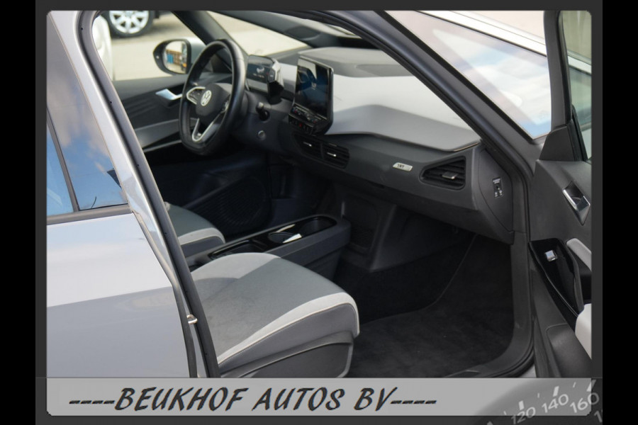 Volkswagen ID.3 First Plus 58 kWh Trekhaak Carplay Soh 92%