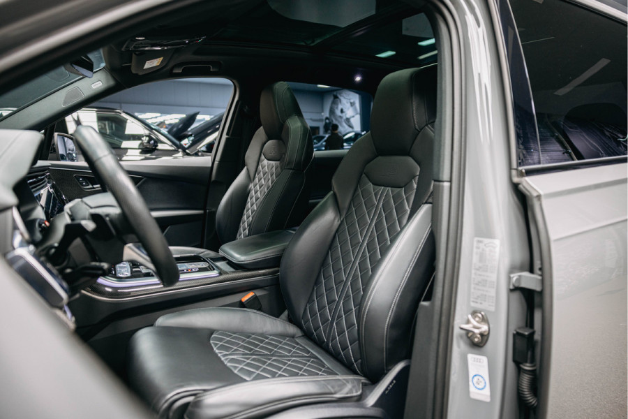 Audi Q7 55 TFSI quattro Pro Line S | Nardo | RS zetels | carbon inleg | Pano | B/O | Head-Up | Audi Q7 55 TFSI quattro Pro Line S | Nardo | RS zetels | carbon inleg | Pano | B/O | Head-Up |
