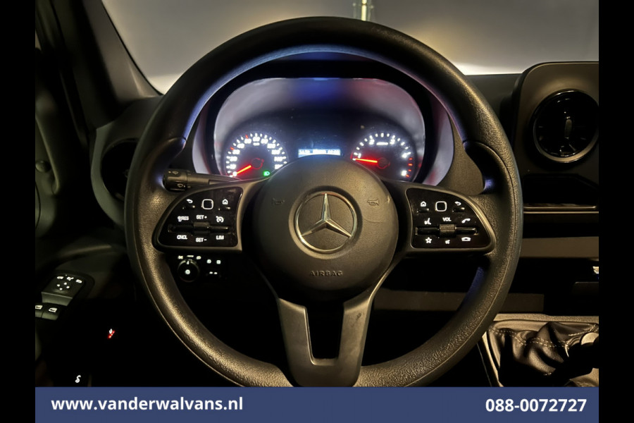 Mercedes-Benz Sprinter 315 CDI 150pk L3H2 Euro6 Airco | 360 Graden Camera | Apple Carplay | Navigatie Cruisecontrol, Android Auto, Stoelverwarming, Chauffeursstoel, Parkeersensoren, Bijrijdersbank