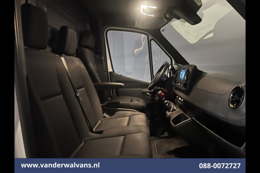 Mercedes-Benz Sprinter 315 CDI 150pk L3H2 Euro6 Airco | 360 Graden Camera | Apple Carplay | Navigatie Cruisecontrol, Android Auto, Stoelverwarming, Chauffeursstoel, Parkeersensoren, Bijrijdersbank