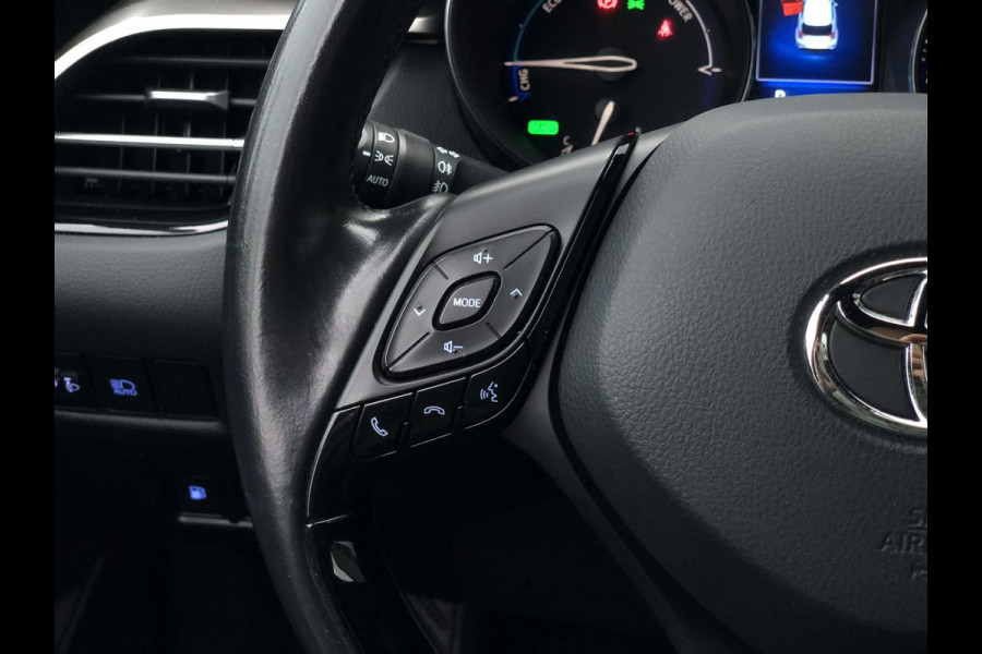 Toyota C-HR 1.8 Hybrid Dynamic | Navi, Camera, Stoelverw., Cruise, Lane Assist, Climate | Goed onderhouden! |