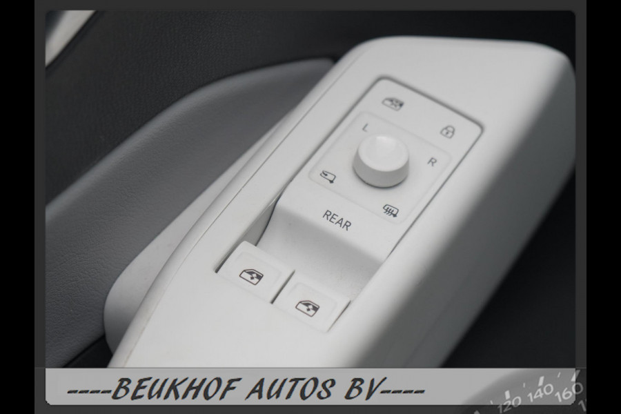 Volkswagen ID.3 First Plus 58 kWh Trekhaak Carplay Soh 94%