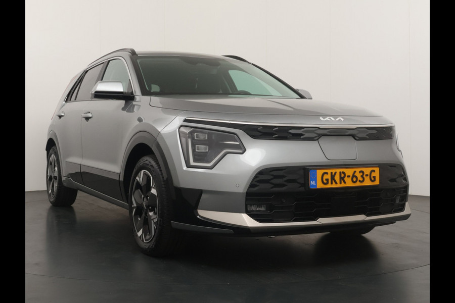 Kia Niro EV DynamicPlusLine 64.8 kWh - Navigatie - Stoel/Stuurverwarming - Adaptief Cruise Control - Schuif/Kanteldak - Fabrieksgarantie Tot 2031