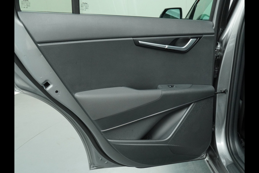 Kia Niro EV DynamicPlusLine 64.8 kWh - Navigatie - Stoel/Stuurverwarming - Adaptief Cruise Control - Schuif/Kanteldak - Fabrieksgarantie Tot 2031