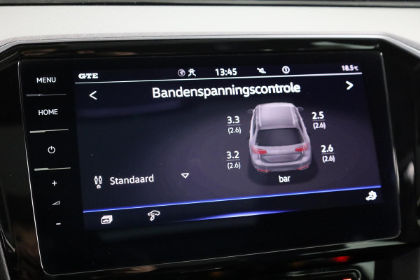 Volkswagen Passat Variant 1.4 TSI PHEV GTE Business 218 pk Automaat (DSG) | Trekhaak | Panoramadak | Parkeersensoren (Park assist) | Achteruitrijcamera | Adaptieve cruise control | Stoelverwarming |