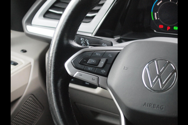 Volkswagen Multivan 1.4 eHybrid L2H1 Life | 7-persoons | Camera | Cruise Control | Apple Carplay | NL-Auto |