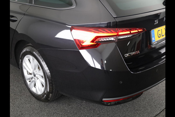 Škoda Octavia Combi 1.5 TSI MHEV Business Edition 115pk DSG | Facelift | Verlengde Garantie | Trekhaak wegklapbaar | Carplay | Achteruitrijcamera | Elek inklapbare buitenspiegels | Elek bedienbare achterklep |