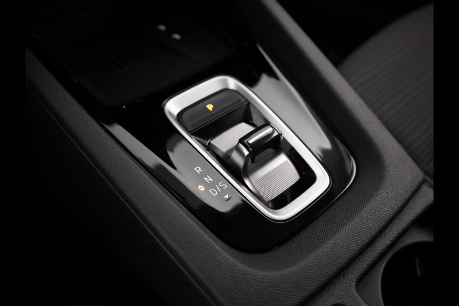 Škoda Octavia Combi 1.5 TSI MHEV Business Edition 115pk DSG | Facelift | Verlengde Garantie | Trekhaak wegklapbaar | Carplay | Achteruitrijcamera | Elek inklapbare buitenspiegels | Elek bedienbare achterklep |