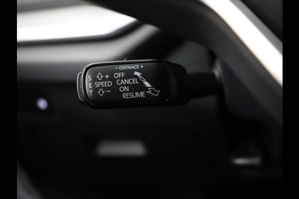 Škoda Octavia Combi 1.5 TSI MHEV Business Edition 115pk DSG | Facelift | Verlengde Garantie | Trekhaak wegklapbaar | Carplay | Achteruitrijcamera | Elek inklapbare buitenspiegels | Elek bedienbare achterklep |