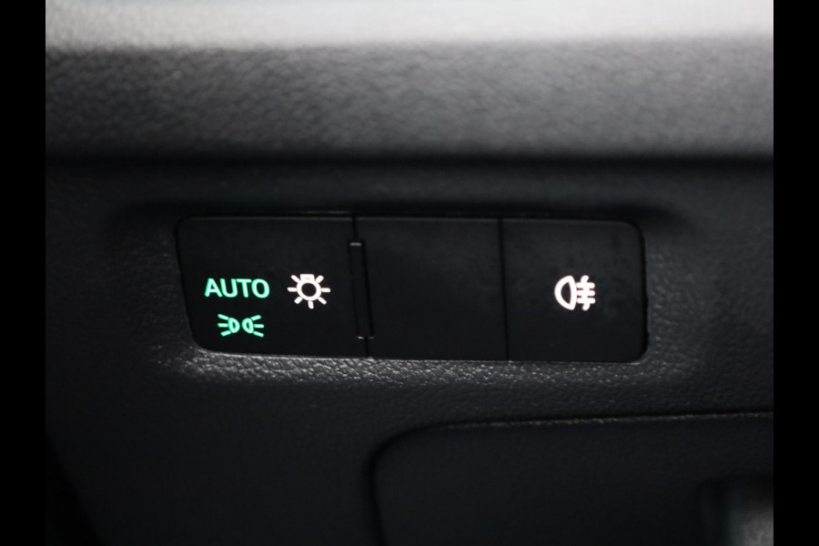 Škoda Octavia Combi 1.5 TSI MHEV Business Edition 115pk DSG | Facelift | Verlengde Garantie | Trekhaak wegklapbaar | Carplay | Achteruitrijcamera | Elek inklapbare buitenspiegels | Elek bedienbare achterklep |