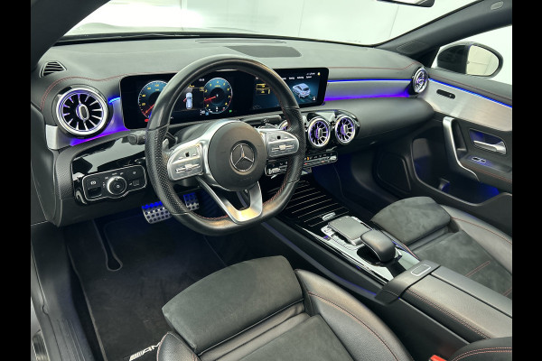 Mercedes-Benz CLA-Klasse Shooting Brake 180 Business Solution AMG Upgrade Edition(NL-auto, Panorama, SfeerV, Navi, StoelV, Etc)