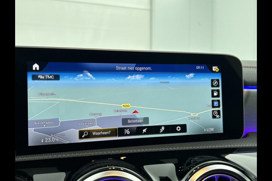 Mercedes-Benz CLA-Klasse Shooting Brake 180 Business Solution AMG Upgrade Edition(NL-auto, Panorama, SfeerV, Navi, StoelV, Etc)