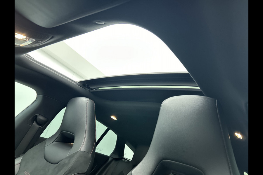 Mercedes-Benz CLA-Klasse Shooting Brake 180 Business Solution AMG Upgrade Edition(NL-auto, Panorama, SfeerV, Navi, StoelV, Etc)