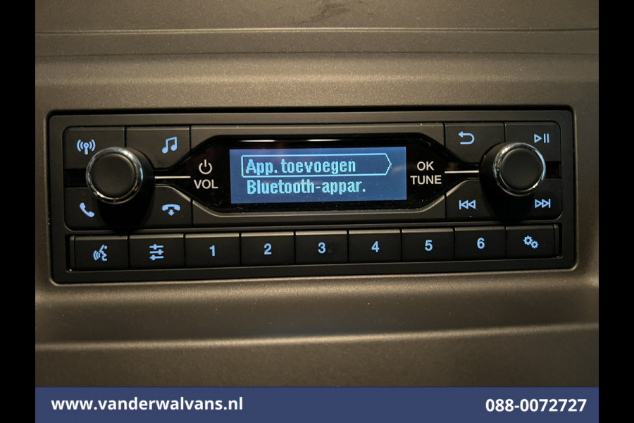 Ford Transit 2.0 TDCI 160pk Bakwagen Laadklep 1040kg laadvermogen Euro6 Airco | Cruisecontrol | Verwarmde voorruit Bijrijdersbank