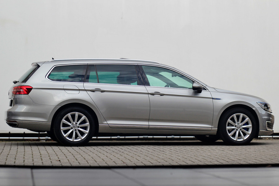 Volkswagen Passat Variant 1.4 TSI GTE Highline Orig. NL | Massage | Carplay | ACC | Keyless | Camera