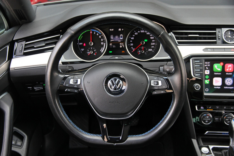 Volkswagen Passat Variant 1.4 TSI GTE Highline Orig. NL | Massage | Carplay | ACC | Keyless | Camera