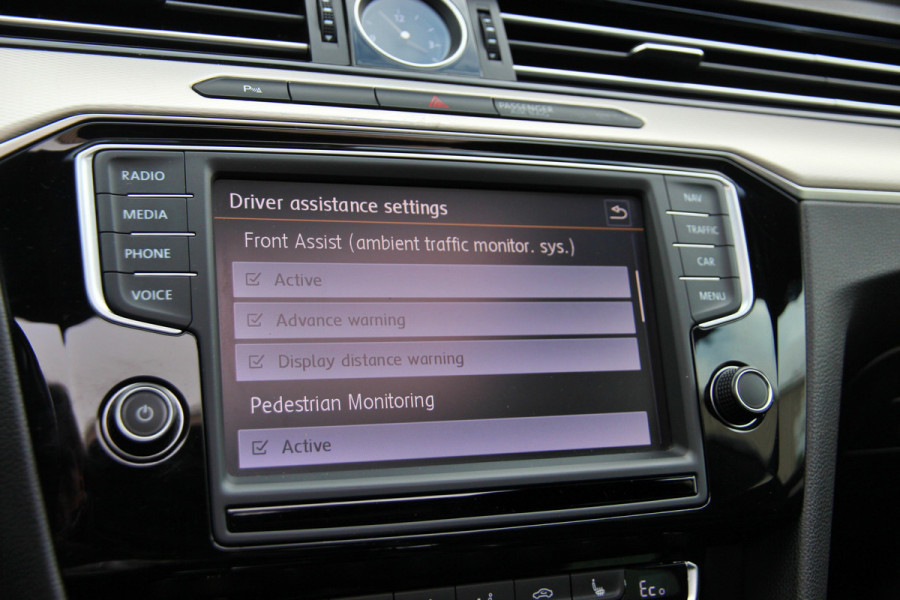Volkswagen Passat Variant 1.4 TSI GTE Highline Orig. NL | Massage | Carplay | ACC | Keyless | Camera