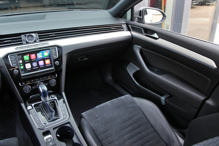 Volkswagen Passat Variant 1.4 TSI GTE Highline Orig. NL | Massage | Carplay | ACC | Keyless | Camera