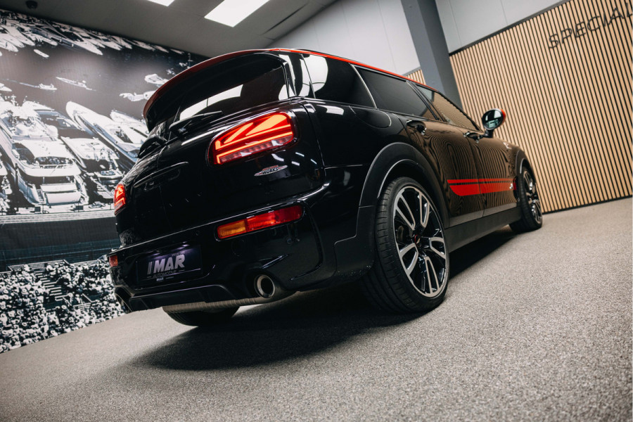 MINI Clubman 2.0 JCW ALL4 John Cooper Works | JCW | Rood dak | Sportstoelen | Stoelverwarming | Head-Up |
