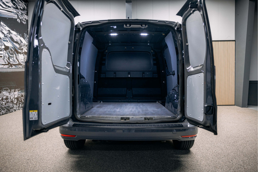 Volkswagen Caddy Cargo 2.0 TDI | Achteruitrijcamera | 17'' nieuwe velgen | Apple Carplay | Multifunctioneel stuurwiel |