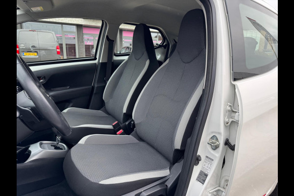 Toyota Aygo 1.0 VVT-i Automaat 5D X-Play | Eerste eigenaar, Apple CarPlay/Android Auto, Parkeercamera, Bluetooth, Stuurbediening Toyota Aygo 1.0 VVT-i Automaat 5D X-Play | Eerste eigenaar, Apple CarPlay/Android Auto, Parkeercamera, Bluetooth, Stuurbediening