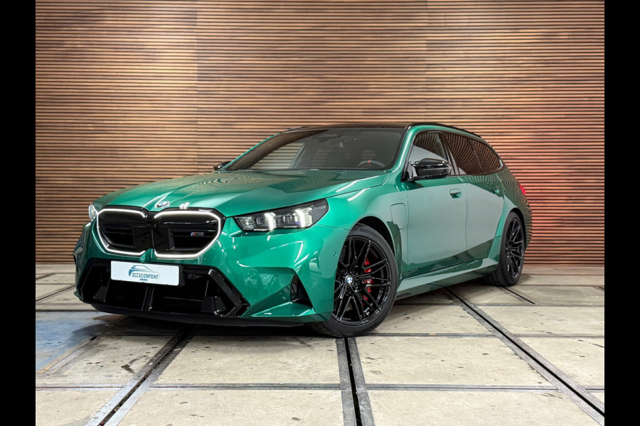 BMW M5 Touring | 757PK! | VOL! | M Driver Pack | Driving Assistant |Comfort-Parkeerassistent pakket Plus | Pano | Fabrieksgarantie