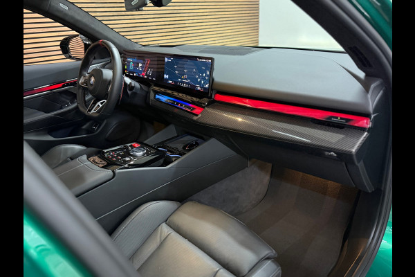 BMW M5 Touring | 757PK! | VOL! | M Driver Pack | Driving Assistant |Comfort-Parkeerassistent pakket Plus | Pano | Fabrieksgarantie