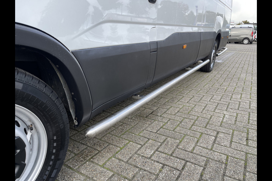 Iveco Daily 35S14V 2.3 Himatic automaat 410 L4H2 / vaste prijs rijklaar € 23.950 ex btw / euro 6 / lease vanaf € 391 / laadruimte 470cm lang / trekhaak 3500 kg! / cruise en climate control